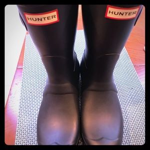 Hunter short rain boots